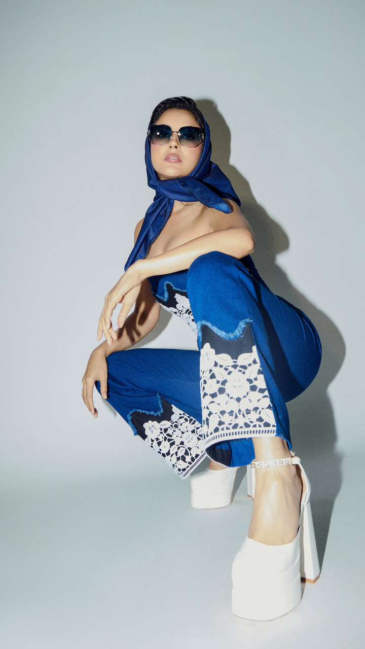 Shehnaaz Gill in Jury coord (2pc)