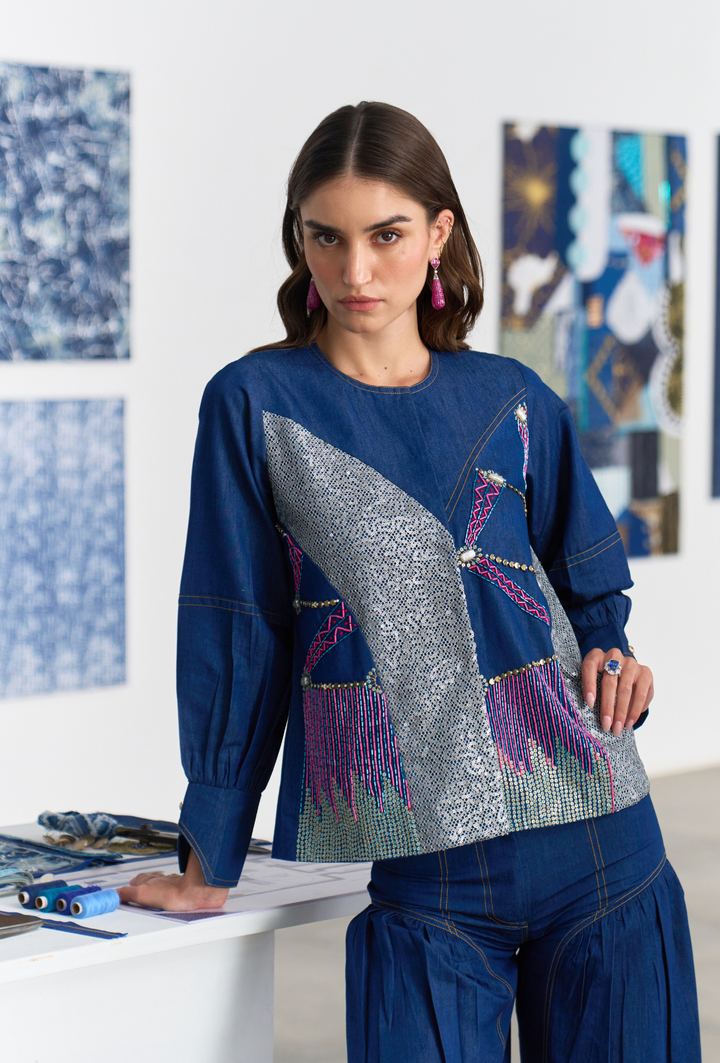 GALLERY GIRL TOP
