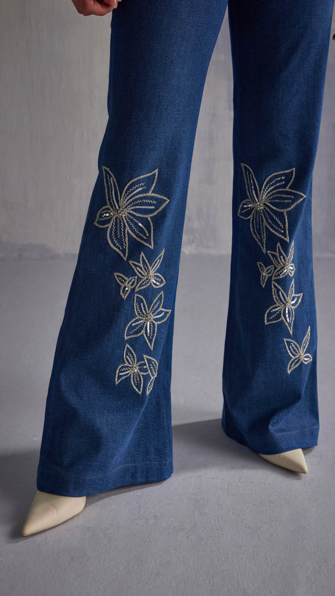 Gracie Hand embroidered Pants