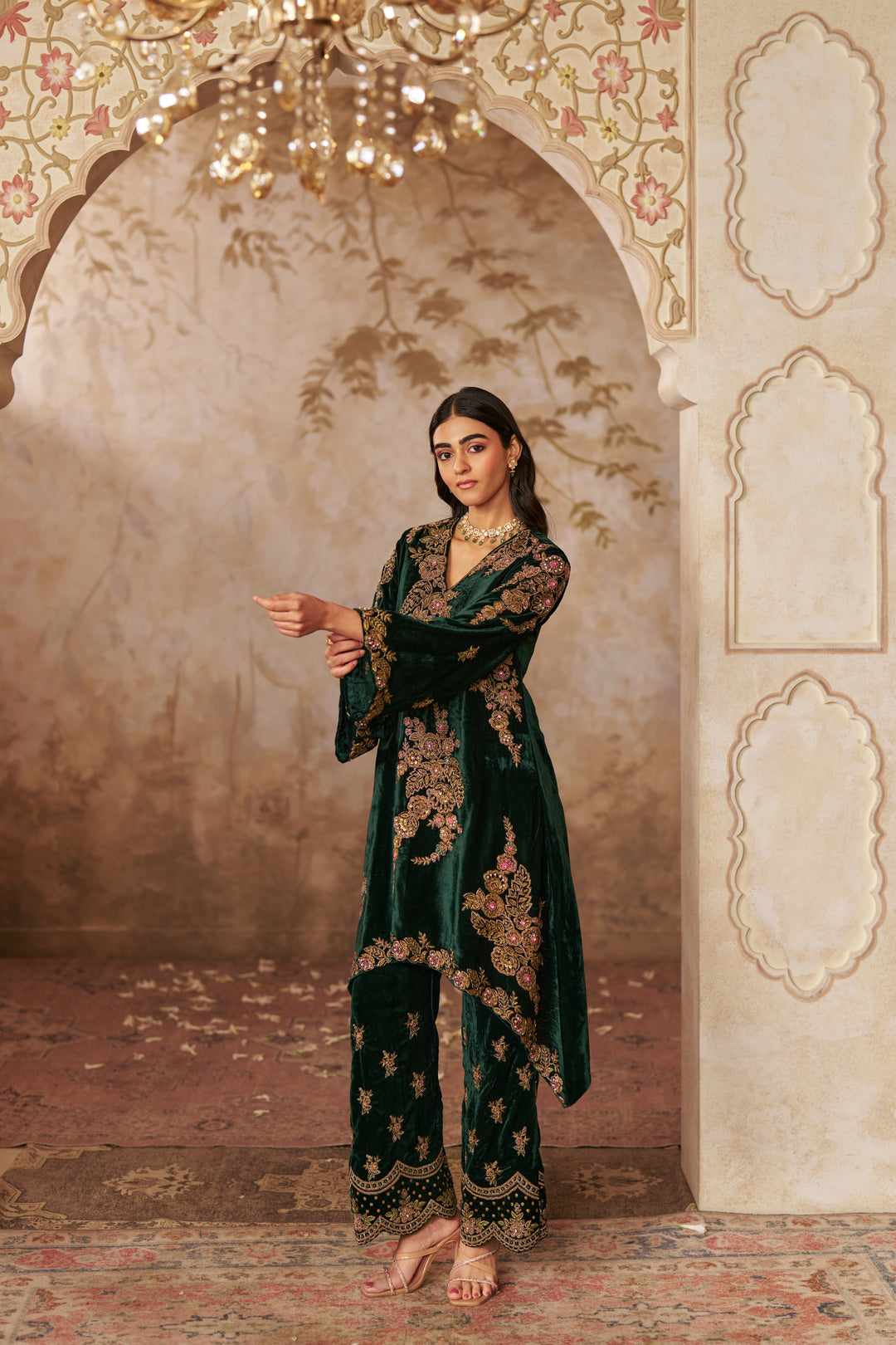 Regal Forest Velvet TOP